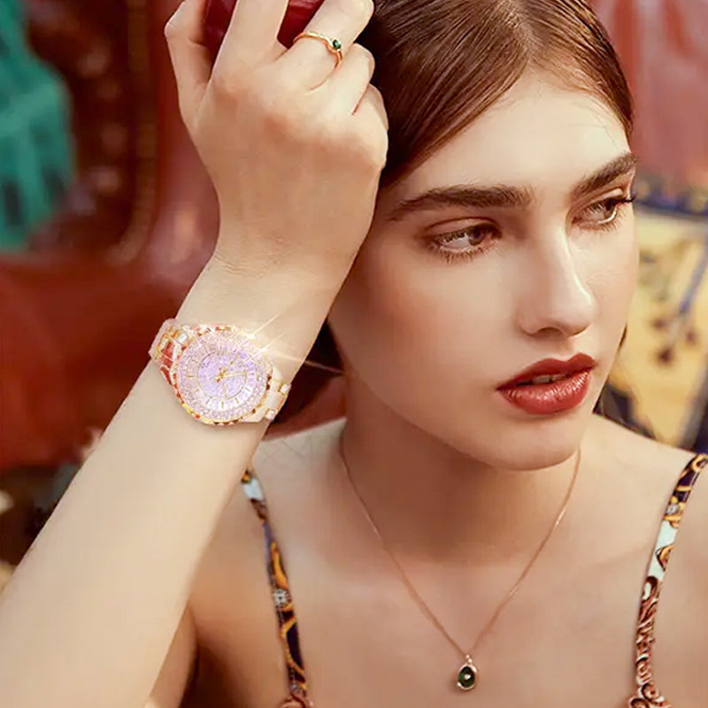 Women’s Luxurious Diamond Inlaid Watch