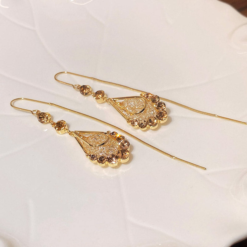 š„Hot SaleāØTeardrop earrings for women with gemstones