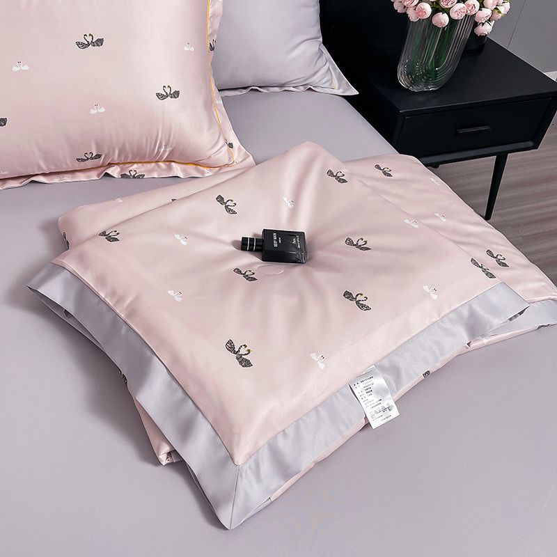 Washable Icy Cool Breathable Summer Quilt 4-piece Set