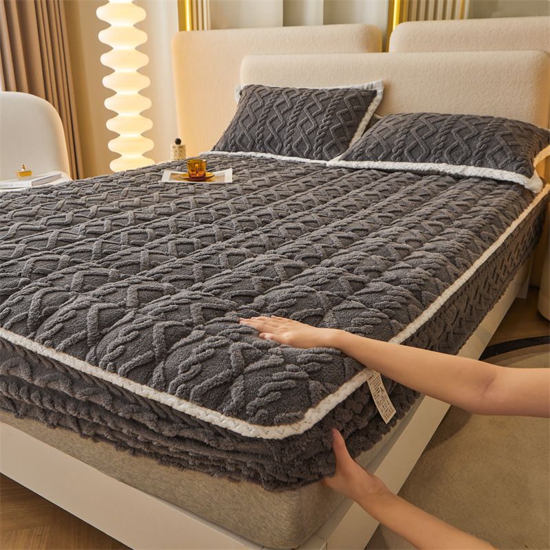 🛏️ 50% OFF! 🎁 WARM FITTED BED SHEET - Brushed Flannel & Deep Pocket (Up to 40cm), Non-Slip Corners for All-Season Comfort❄️🛌