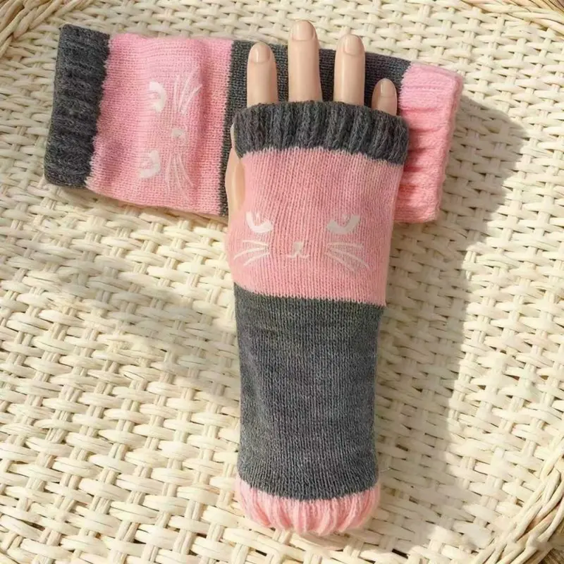 🐱Cute Women’s Knitted Cat Gloves — For Warm Hands & Free Fingers🧶