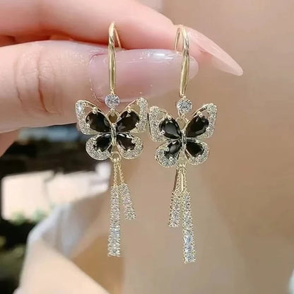 🎁Ideal gift - earrings in the shape of a butterfly with tassel