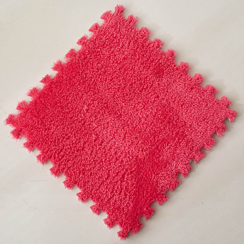 Patchwork Cozy Bedroom Rug - DIY your own bedroom carpet!