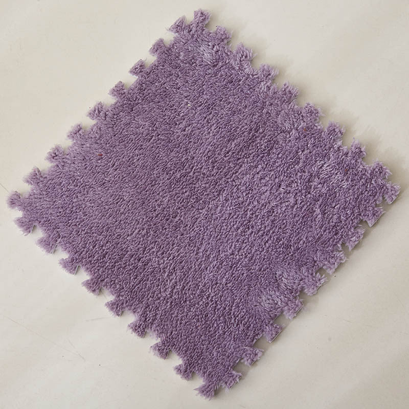 Patchwork Cozy Bedroom Rug - DIY your own bedroom carpet!