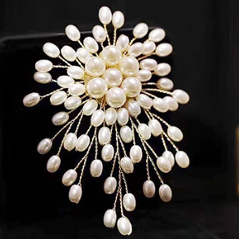 🔥2025 NEW! Women's High-end Exquisite Handmade Pearl Brooch