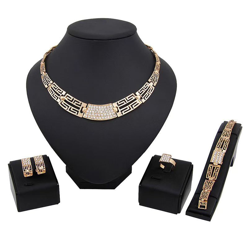 💖 Let every moment shine! 🔥🔥Luxury 4PCS Rhinestone Jewelry Set💎✨