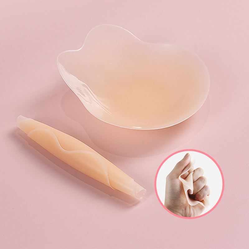 Reusable silicone bra patches