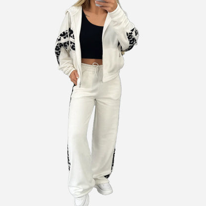 Women’s 2 Piece Leopard Print Zip-Up Sweatsuit Set