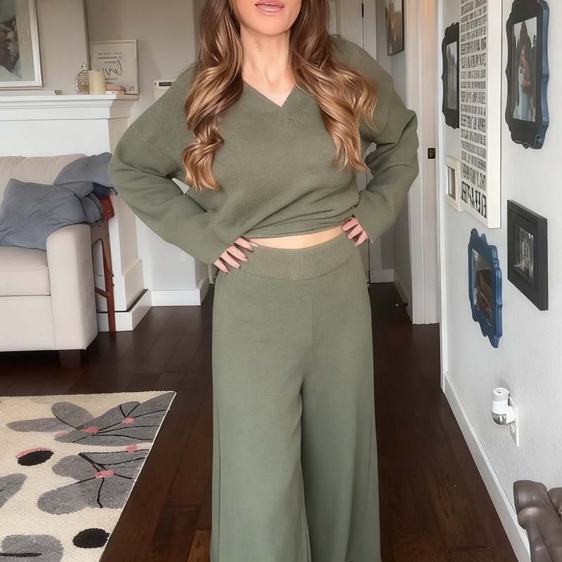 Women's Casual V-Neck Pullover and Pants Set